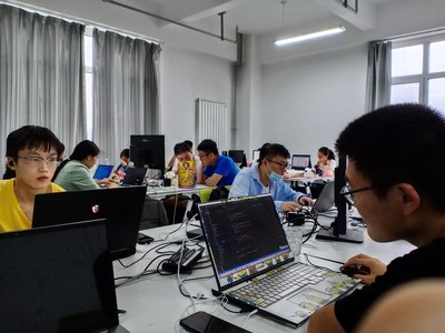 軟件技術與計算機信息技術開發(fā) 數字時代的核心引擎